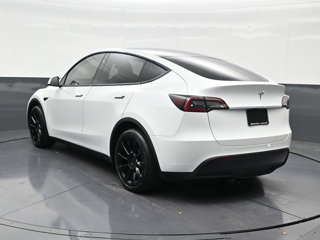 2024 Tesla Model Y LONG RANGE