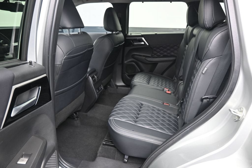 2024 Mitsubishi Outlander SEL