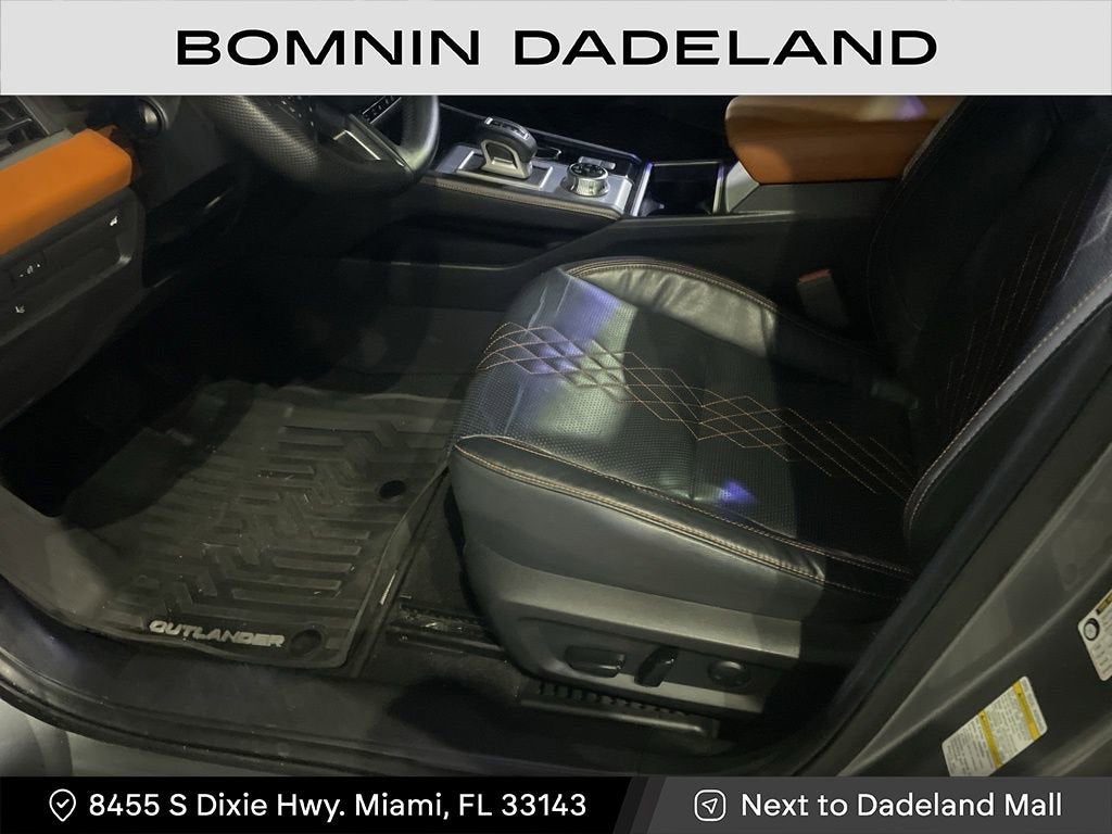 2022 Mitsubishi Outlander SEL