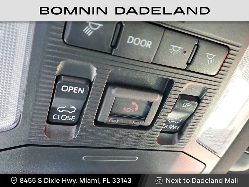 2025 Toyota RAV4 Hybrid XSE