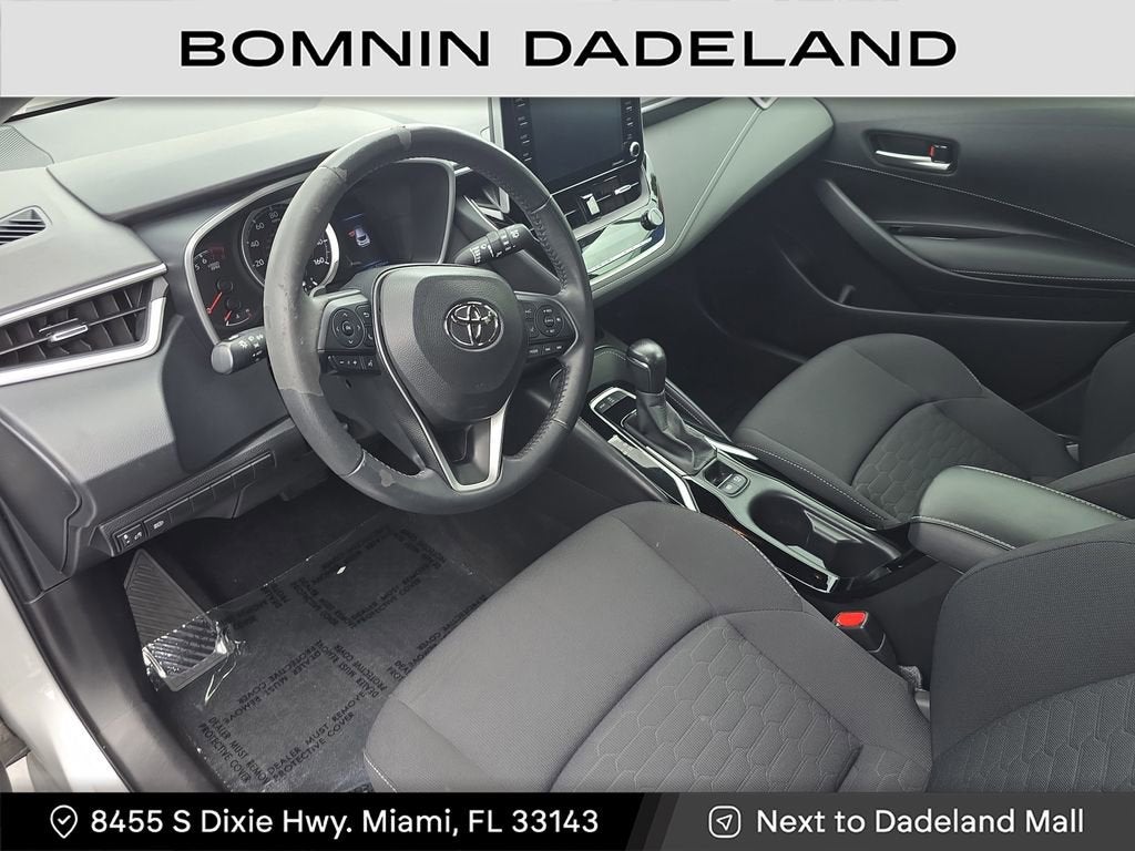 2022 Toyota Corolla Hatchback SE