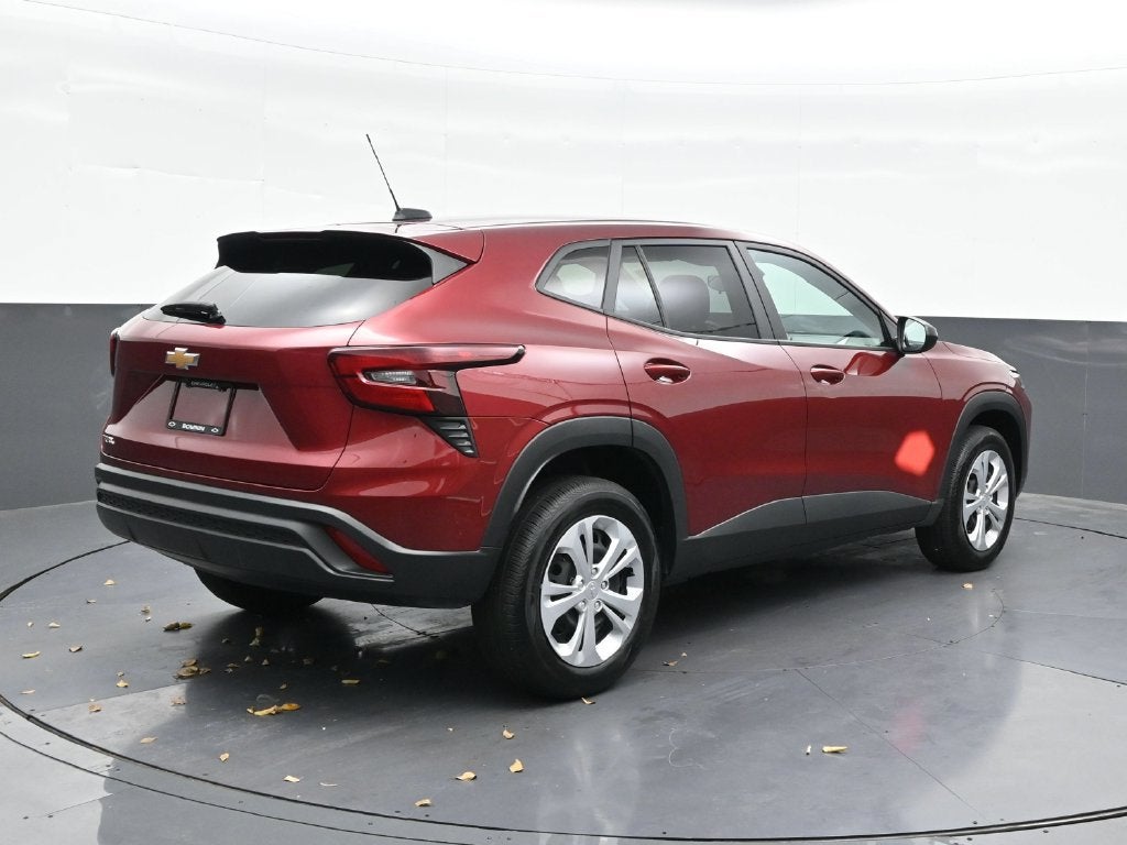 2025 Chevrolet Trax LS