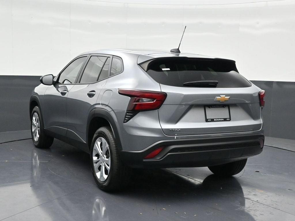 2025 Chevrolet Trax LS