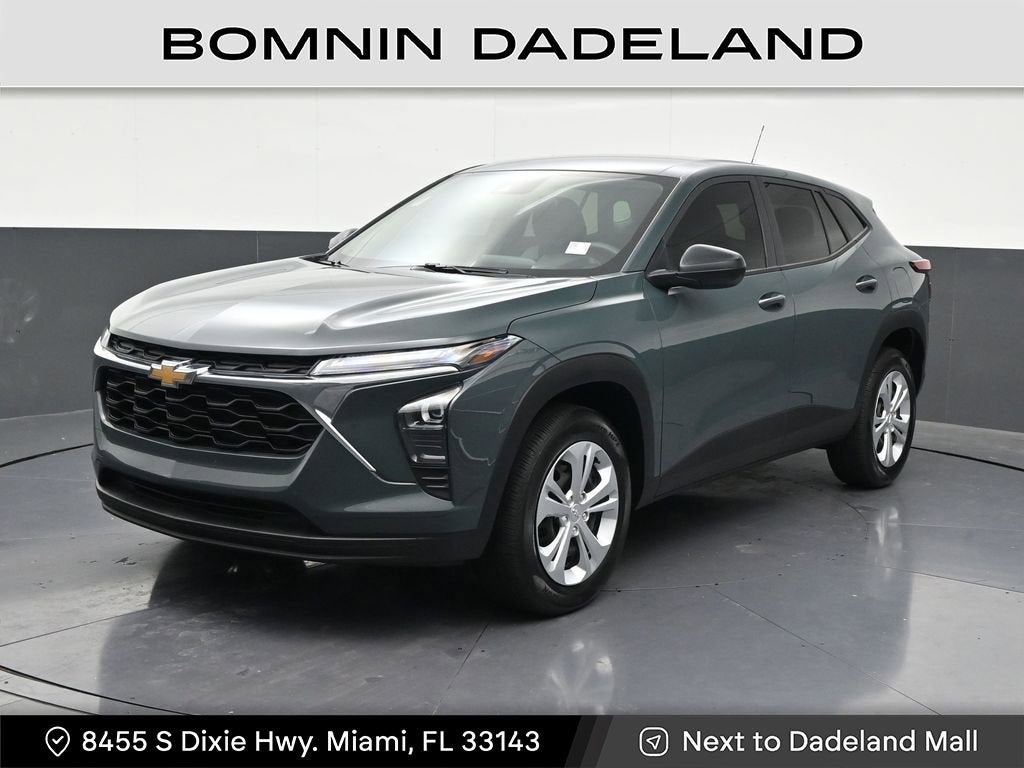 2025 Chevrolet Trax LS's photo