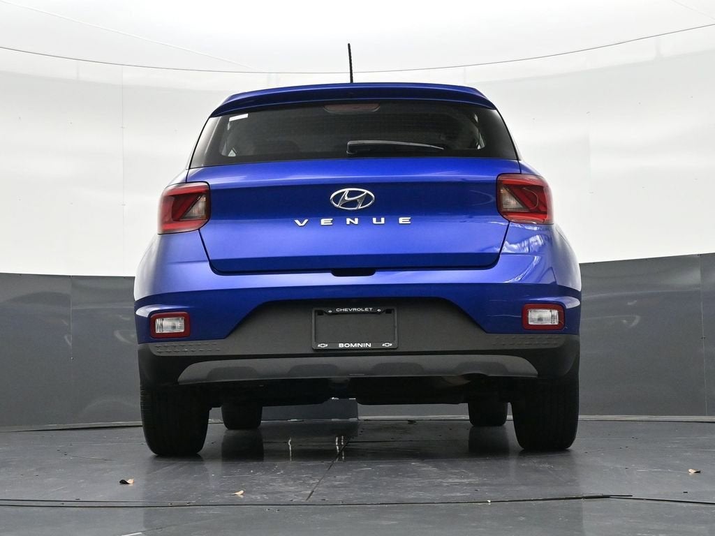 2023 Hyundai Venue SEL