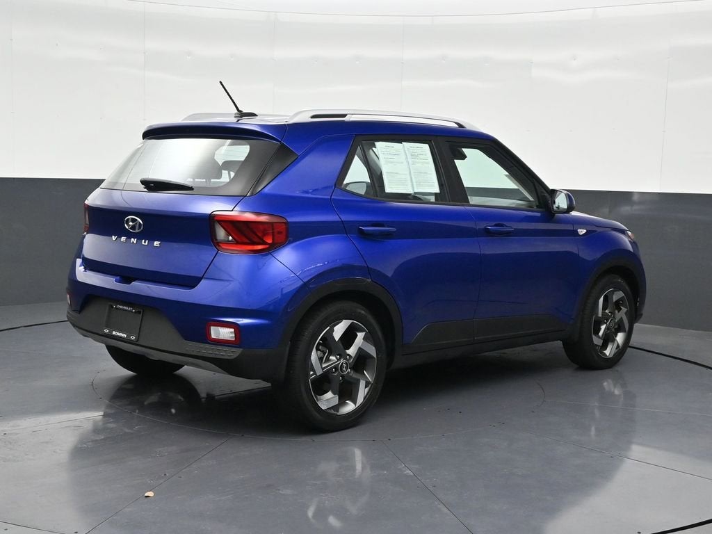 2023 Hyundai Venue SEL