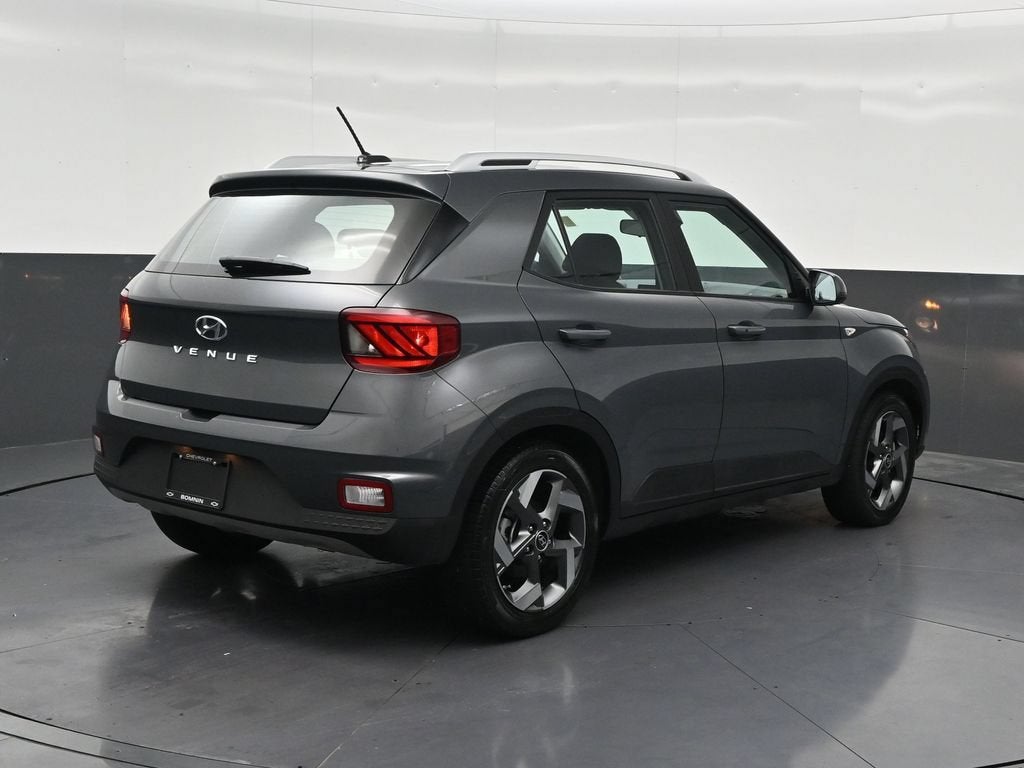 2024 Hyundai Venue SEL