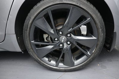 2023 Genesis G70 2.0T RWD