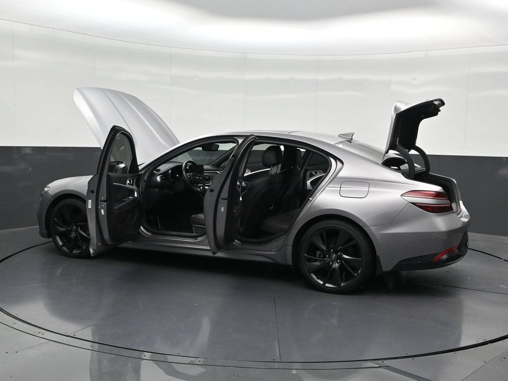 2023 Genesis G70 2.0T RWD
