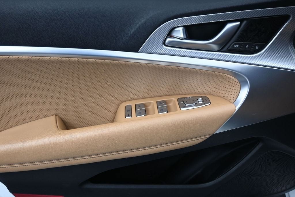 2022 Genesis G70 3.3T