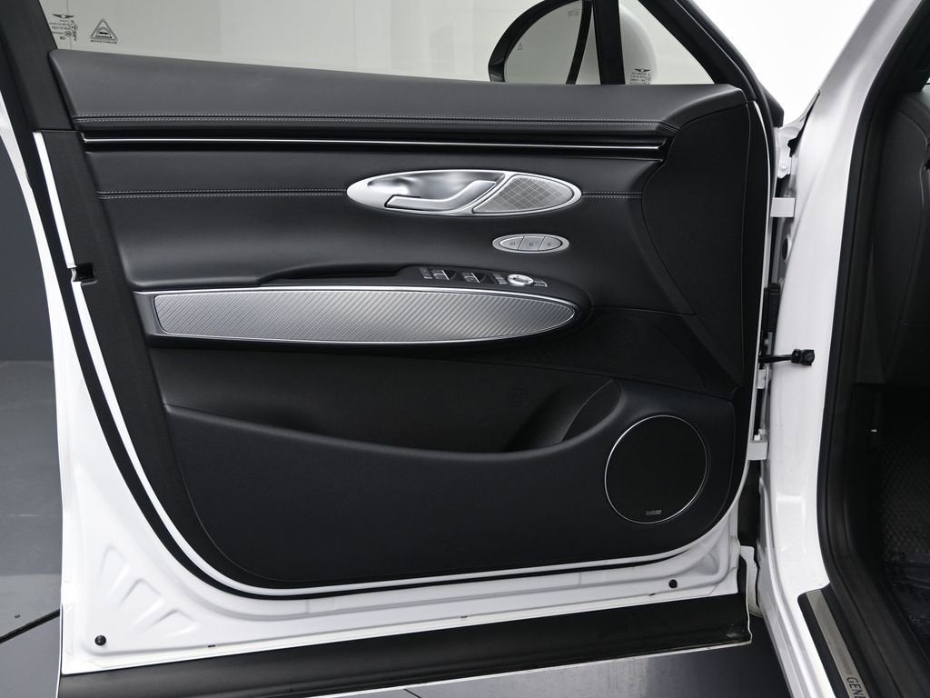 2025 Genesis GV70 2.5T