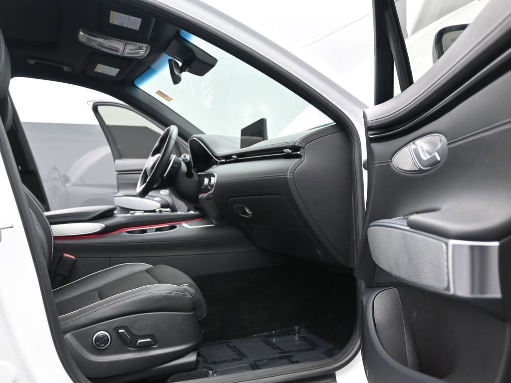 2025 Genesis GV70 2.5T