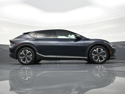 2022 Kia EV6 Light