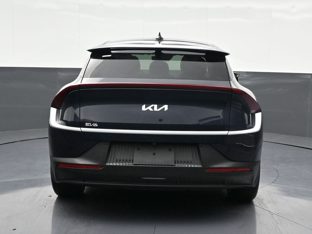 2022 Kia EV6 Light