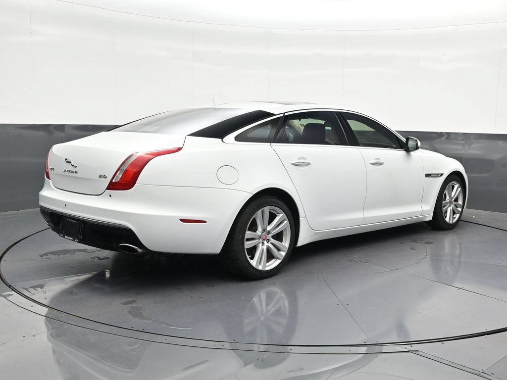 2016 Jaguar XJ XJL Portfolio