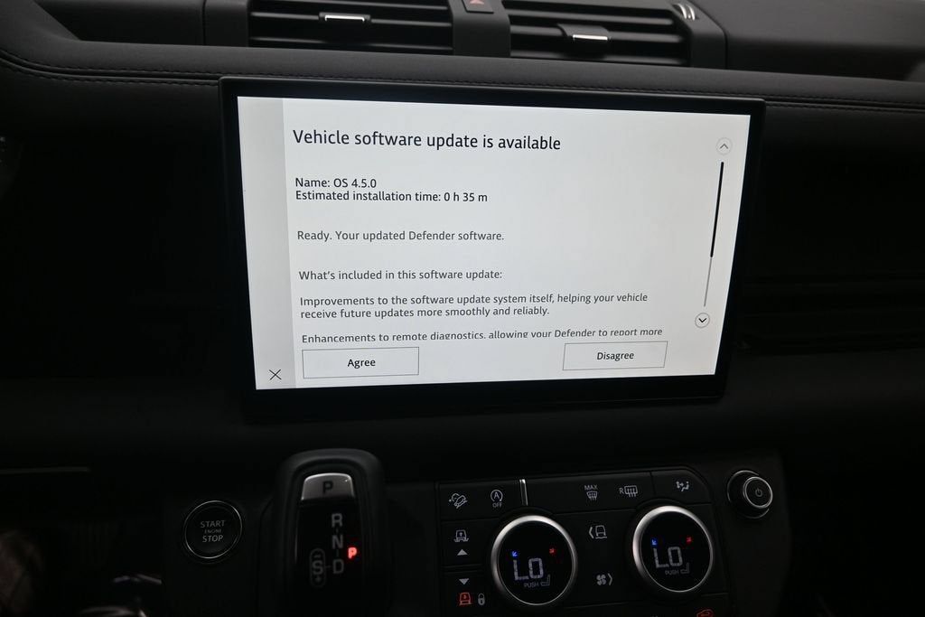 2024 Land Rover Defender 130 P400 X-Dynamic SE