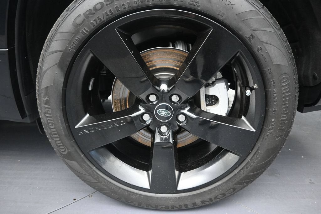 2024 Land Rover Defender 130 P400 X-Dynamic SE