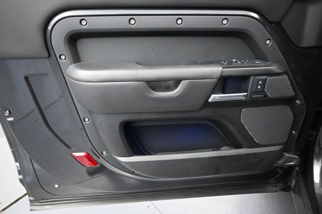 2023 Land Rover Defender 90 Carpathian Edition