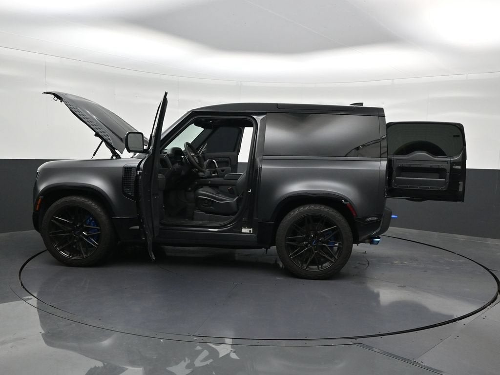 2023 Land Rover Defender 90 Carpathian Edition