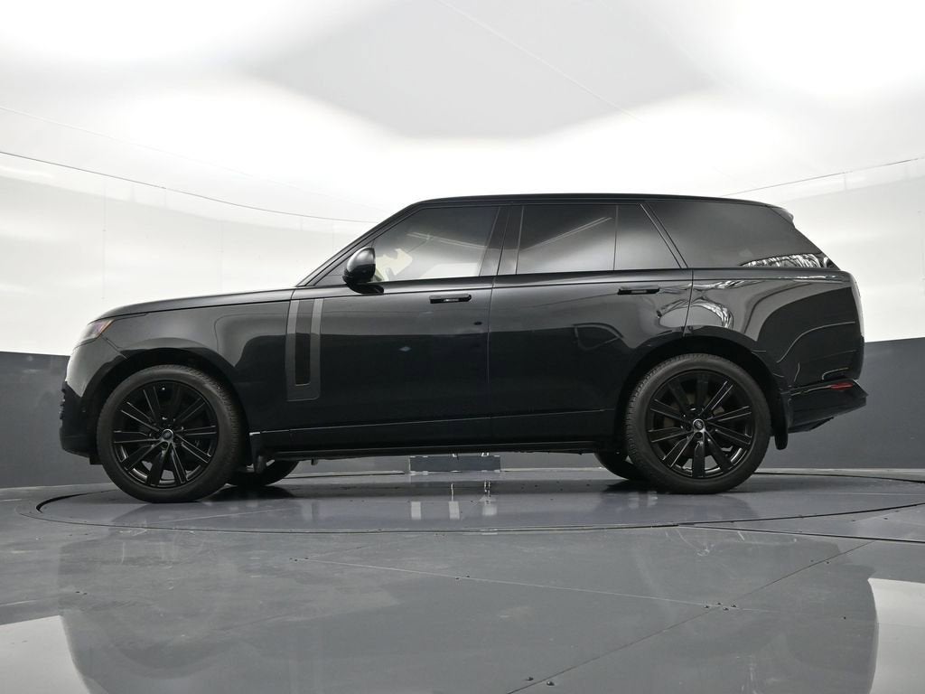 2023 Land Rover Range Rover SE