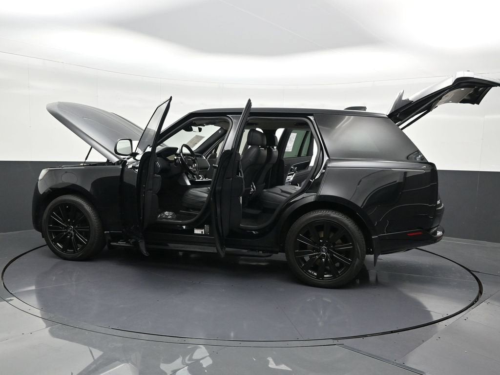 2023 Land Rover Range Rover SE