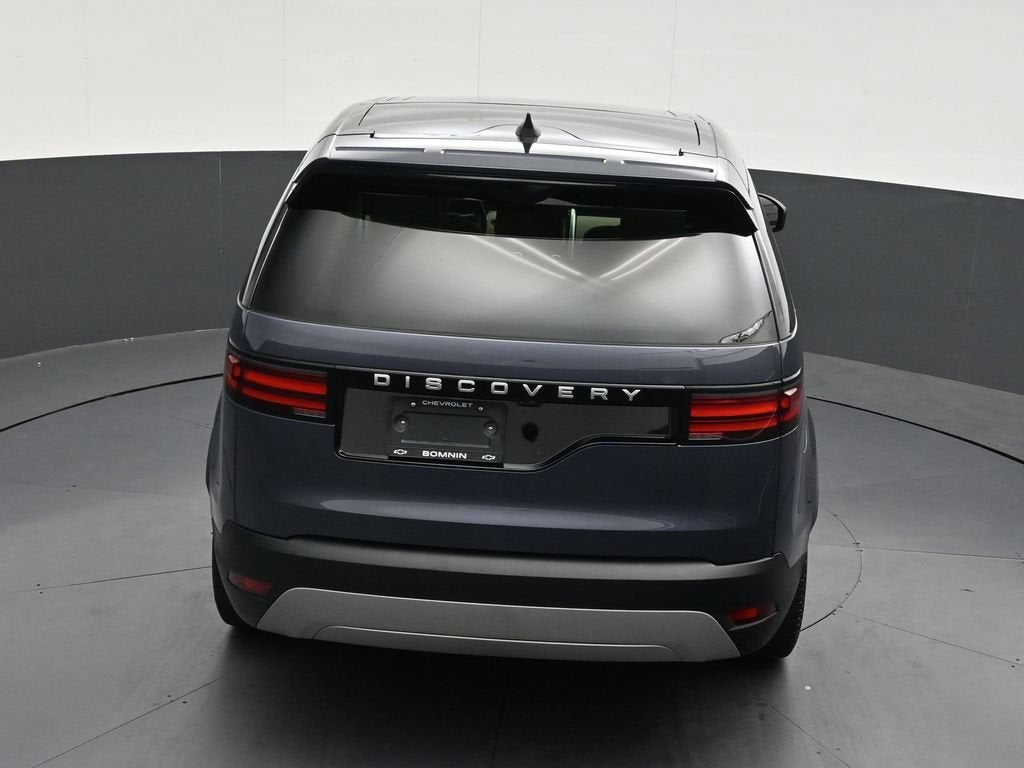 2024 Land Rover Discovery S
