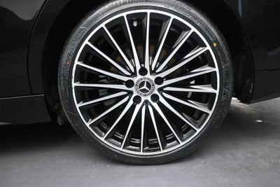 2023 Mercedes-Benz C 300 Sedan