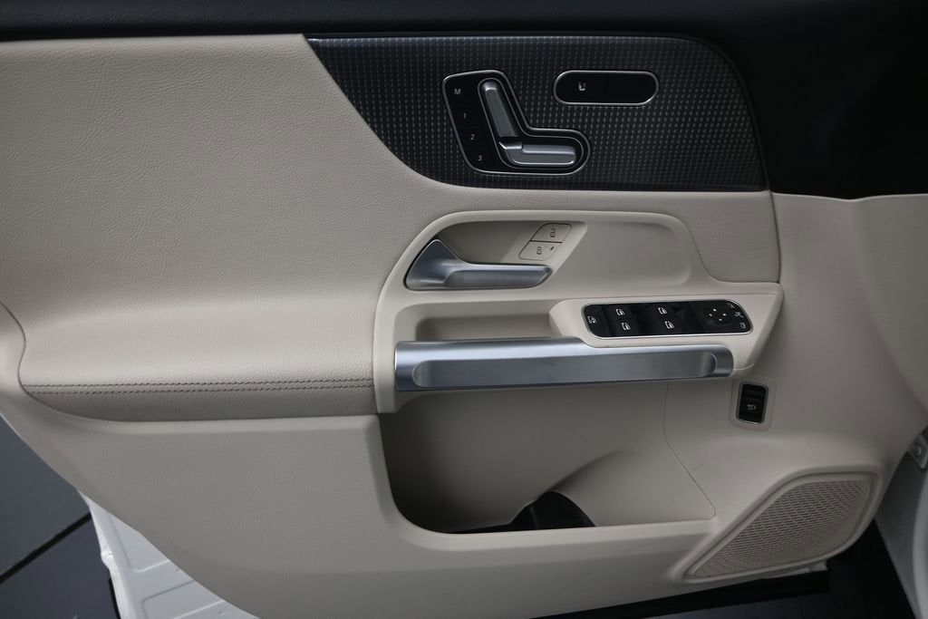 2022 Mercedes-Benz GLB GLB 250