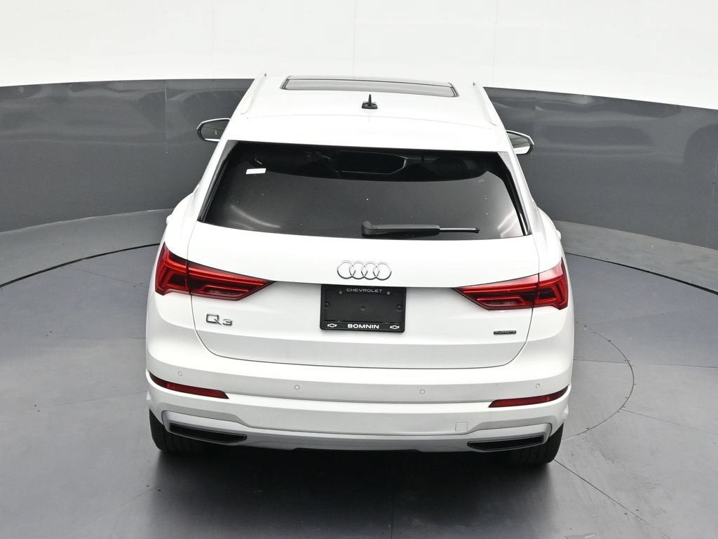 2022 Audi Q3 Premium