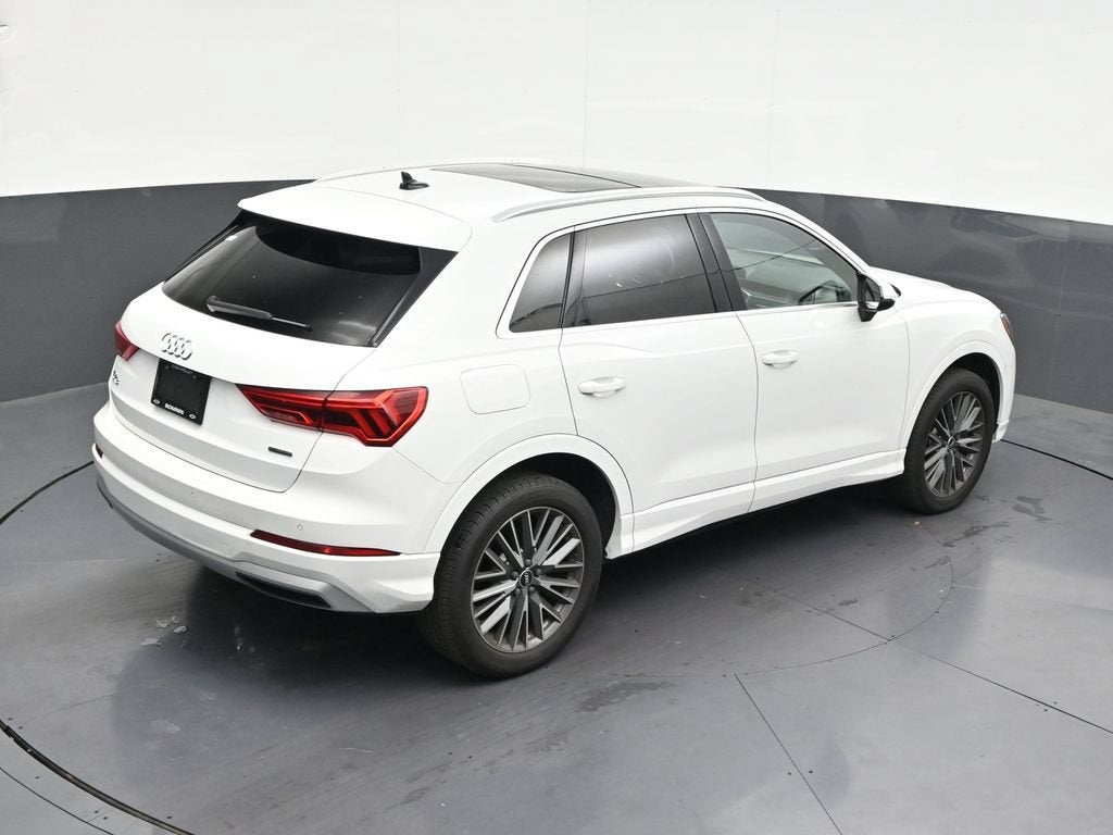 2022 Audi Q3 Premium