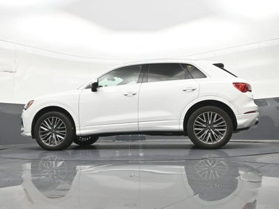 2022 Audi Q3 Premium