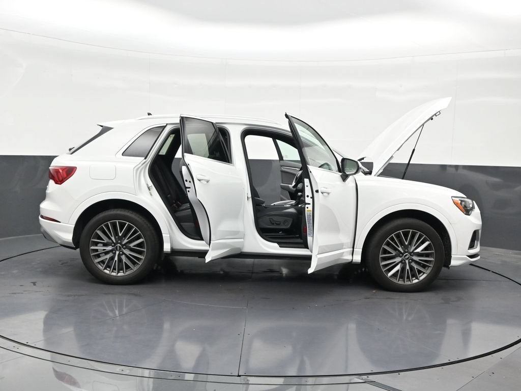 2022 Audi Q3 Premium