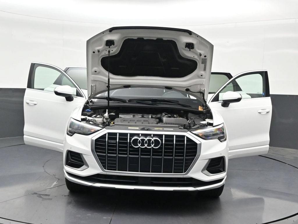 2022 Audi Q3 Premium