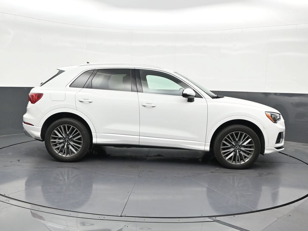 2022 Audi Q3 Premium