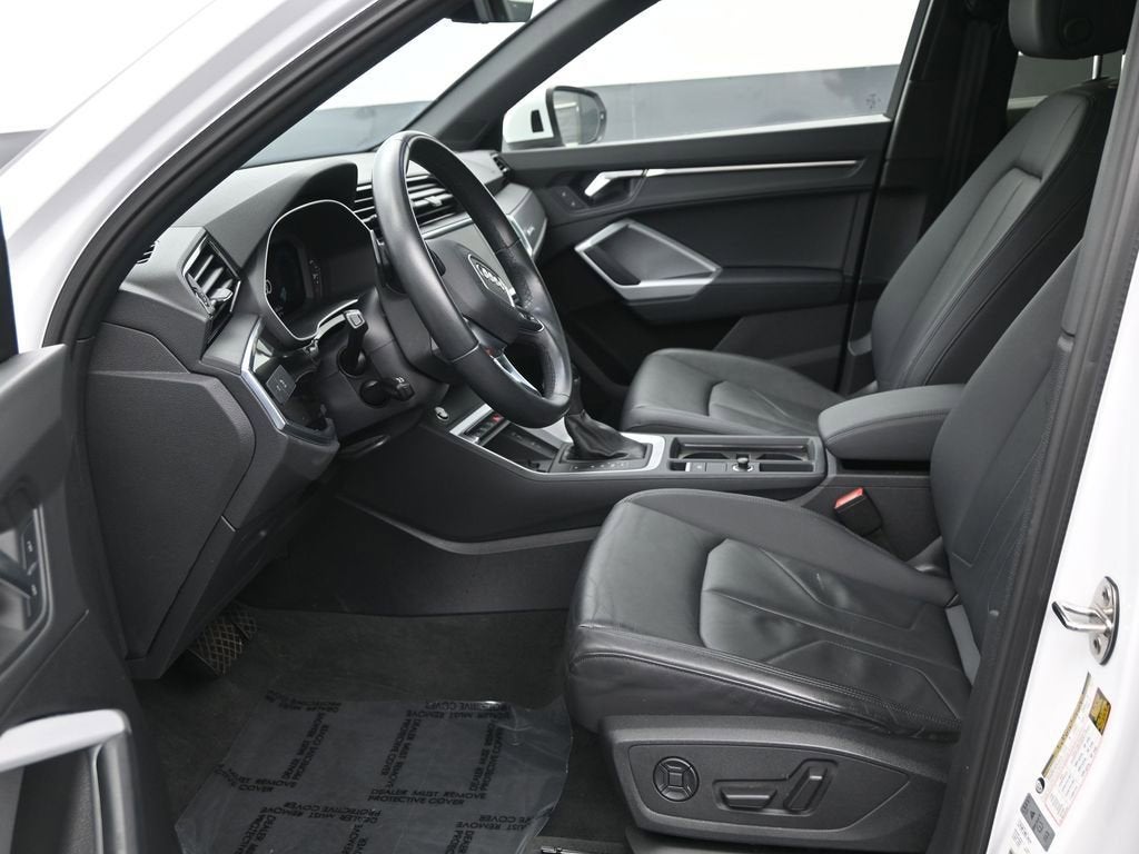 2024 Audi Q3 S line Premium