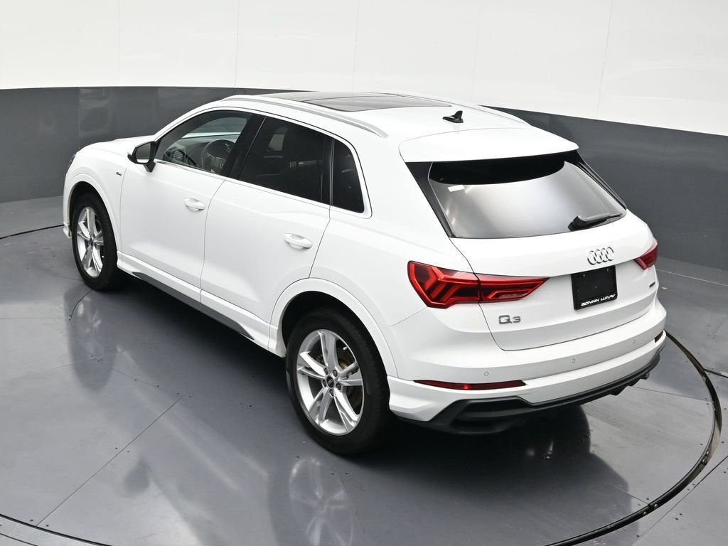 2024 Audi Q3 S line Premium