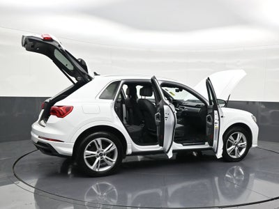 2024 Audi Q3 S line Premium