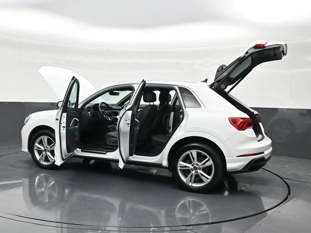 2024 Audi Q3 S line Premium