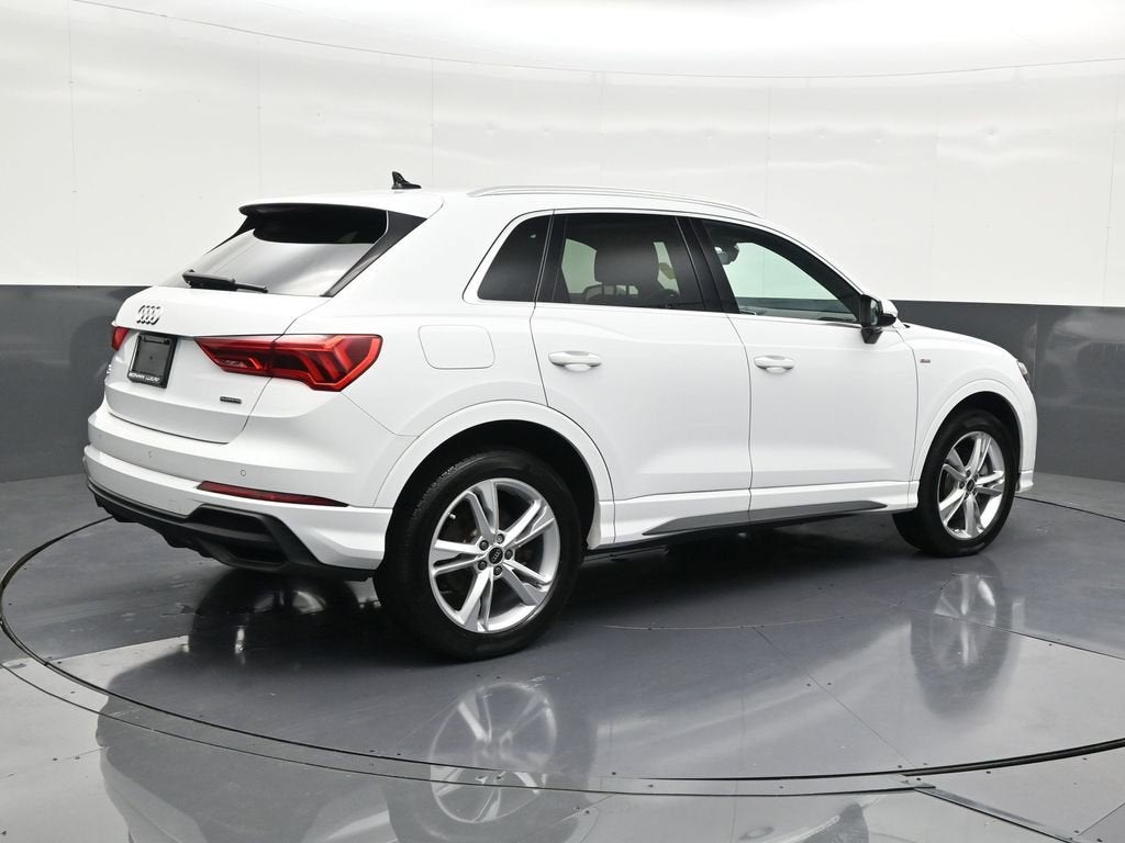 2024 Audi Q3 S line Premium