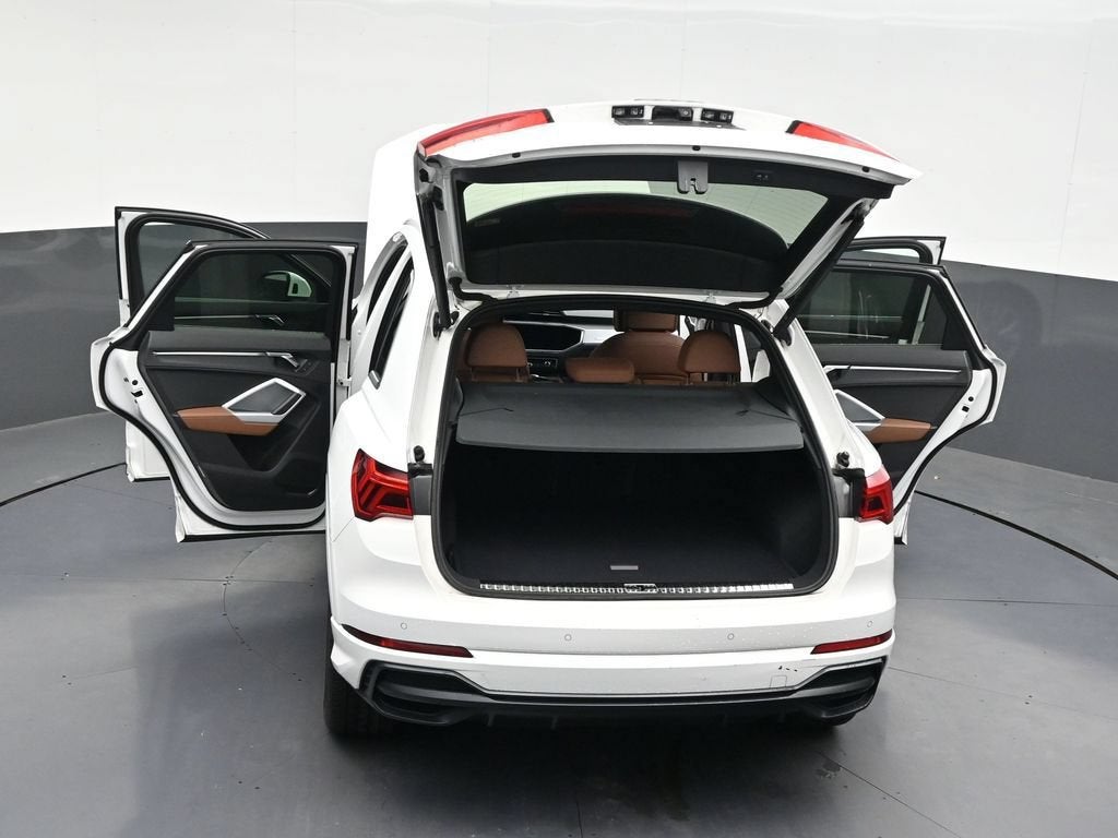 2021 Audi Q3 Premium 45 TFSI S line quattro Tiptronic