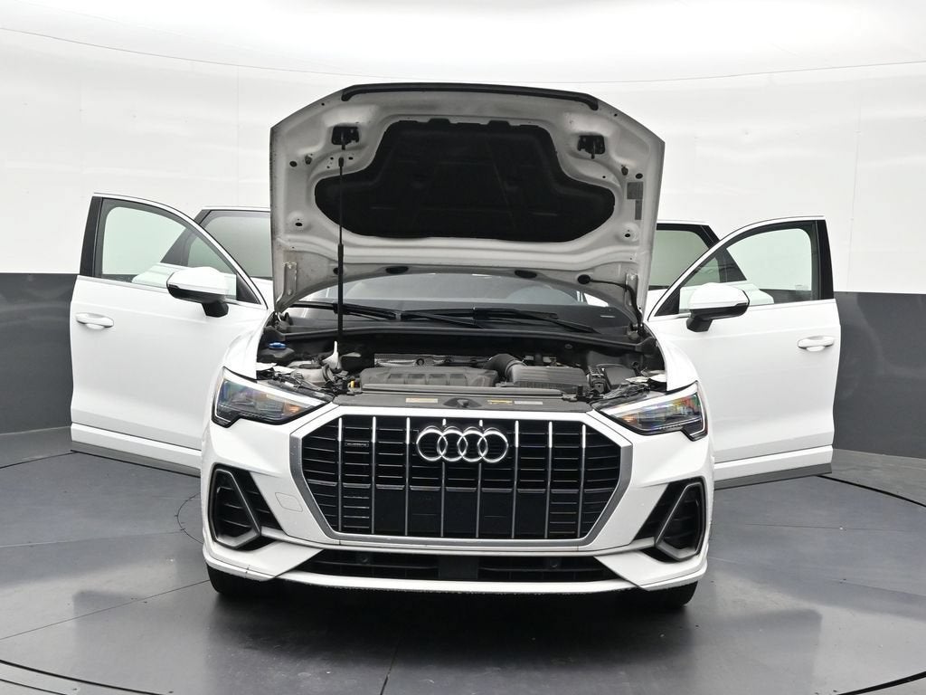 2021 Audi Q3 Premium 45 TFSI S line quattro Tiptronic