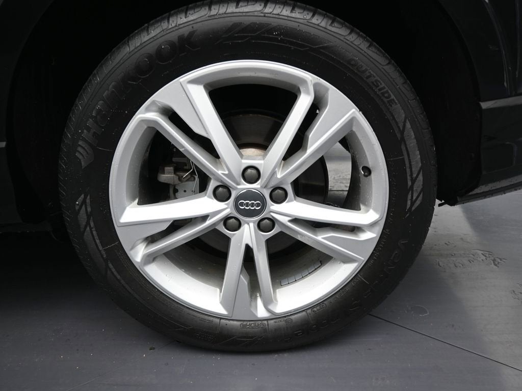 2019 Audi Q3 S line Premium Plus