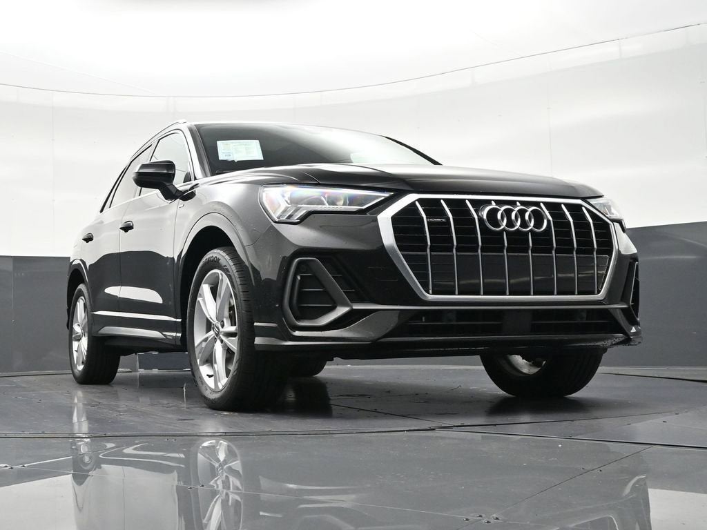 2019 Audi Q3 S line Premium Plus