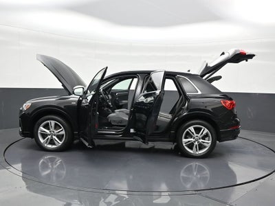 2019 Audi Q3 S line Premium Plus