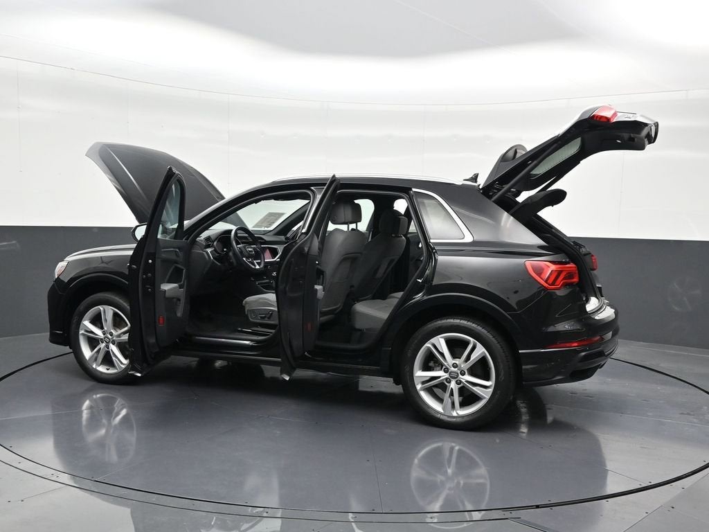 2019 Audi Q3 S line Premium Plus