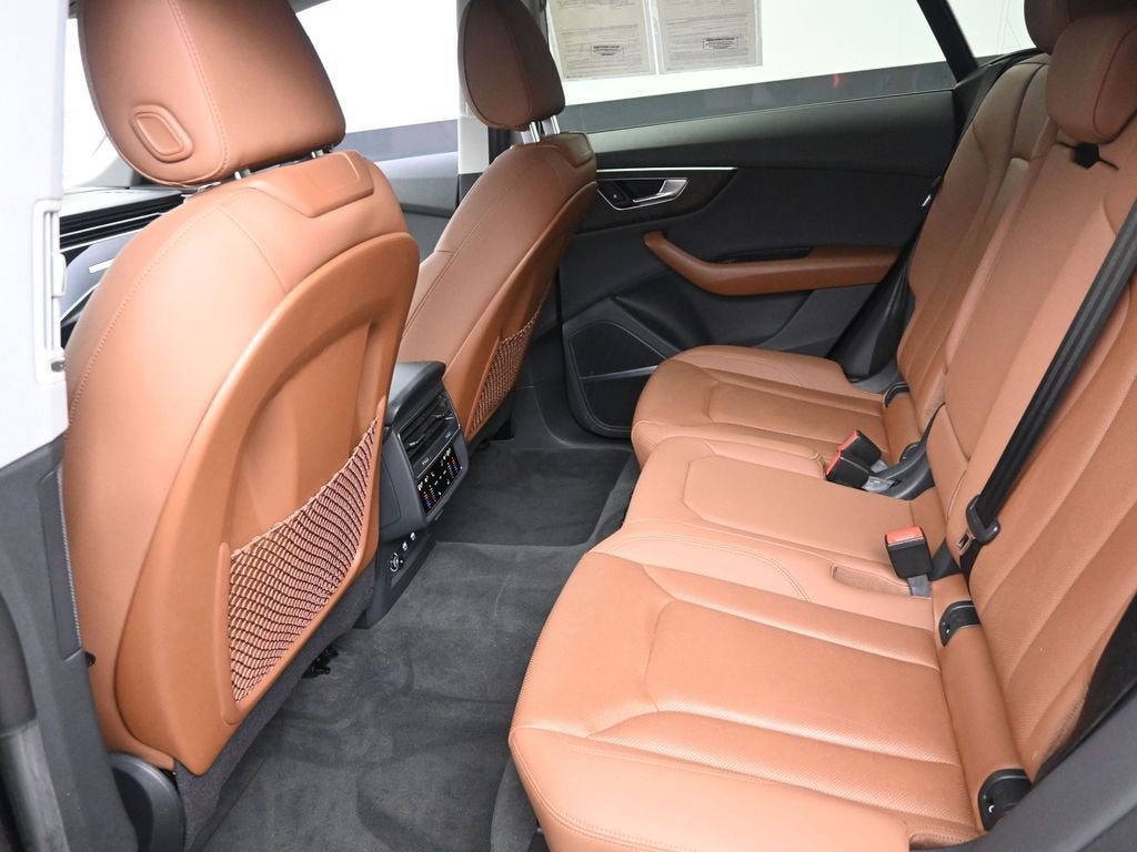 2020 Audi Q8 Premium Plus