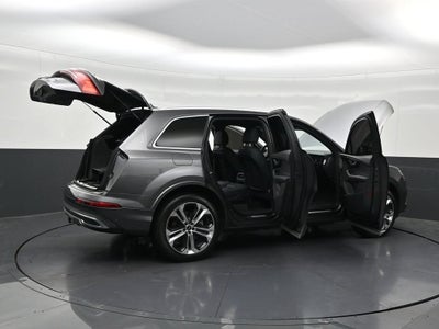 2023 Audi Q7 Premium Plus 55 TFSI quattro Tiptronic