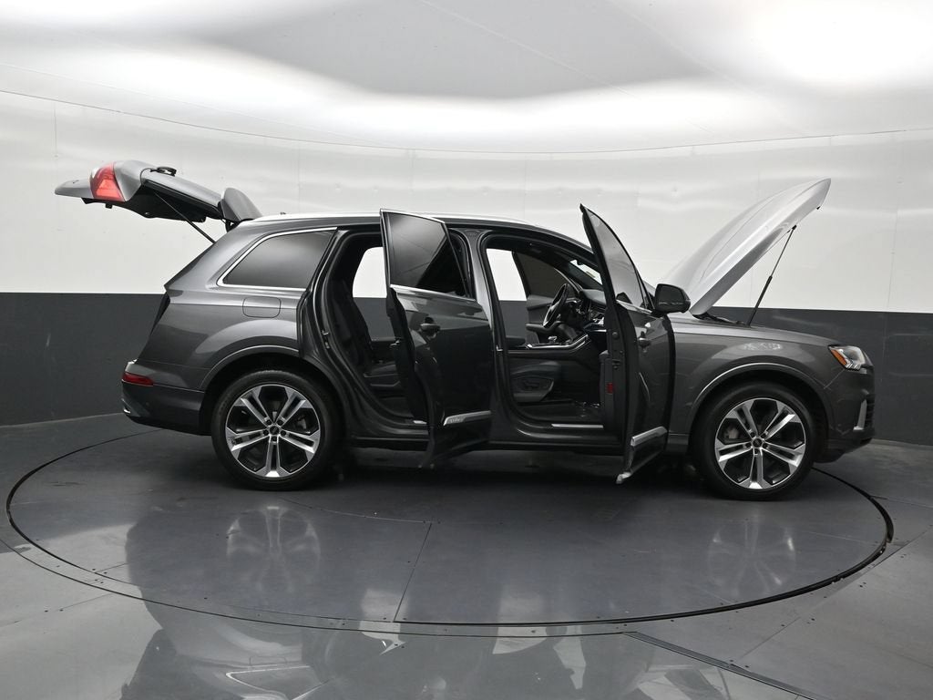 2023 Audi Q7 Premium Plus 55 TFSI quattro Tiptronic