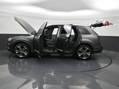 2023 Audi Q7 Premium Plus 55 TFSI quattro Tiptronic