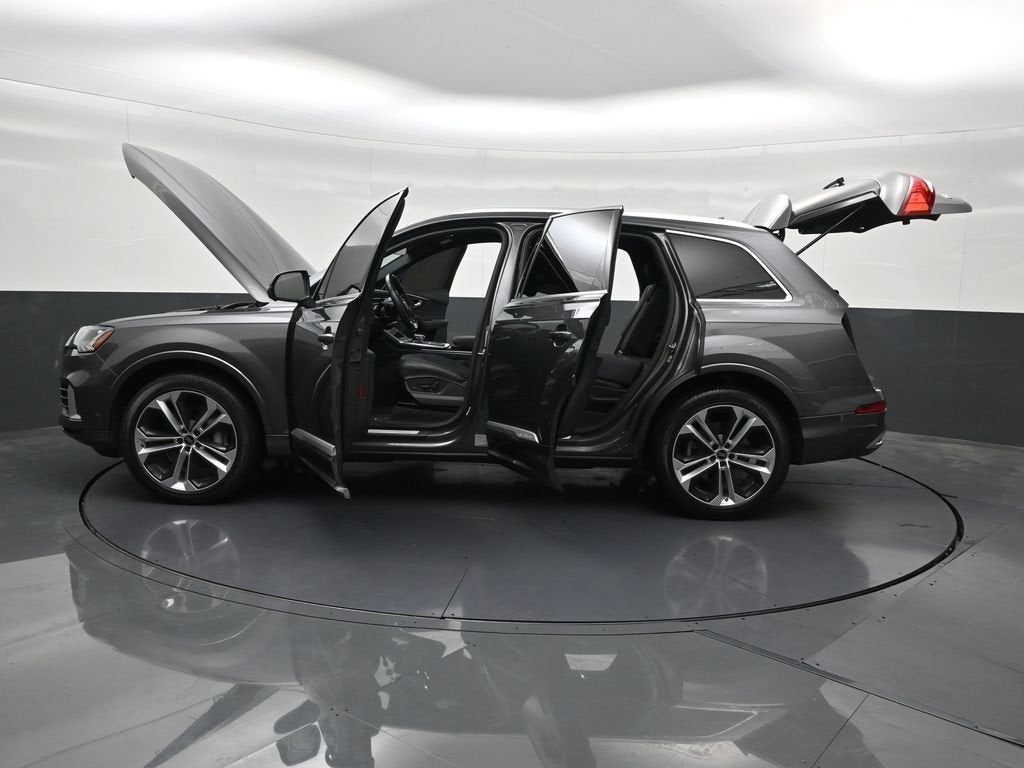 2023 Audi Q7 Premium Plus 55 TFSI quattro Tiptronic